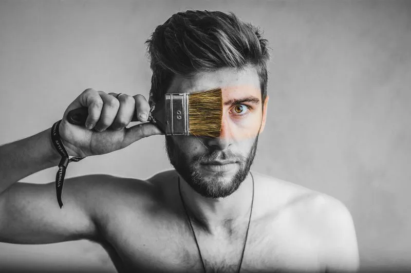 Na czym prawdziwy mężczyzna oszczędzać nie może? Poznajcie top 5 takich rzeczy