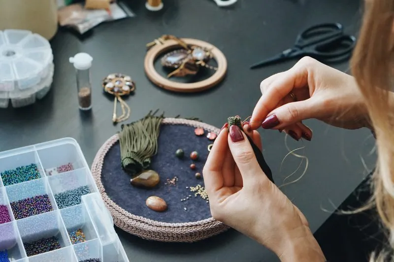 Biżuteria handmade - dlaczego warto ją robić?